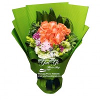 11 Pink Colour Roses green Bouquet