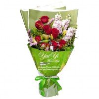 9 red colour Roses green Bouquet